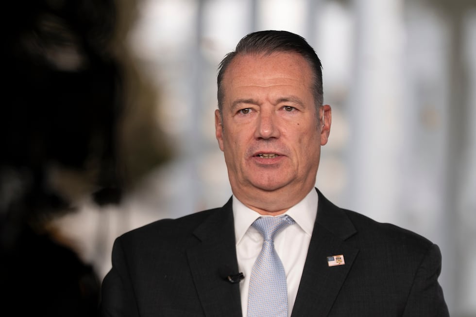 Todd Lyons, director interino del Servicio de Inmigración y Control de Aduanas de Estados...